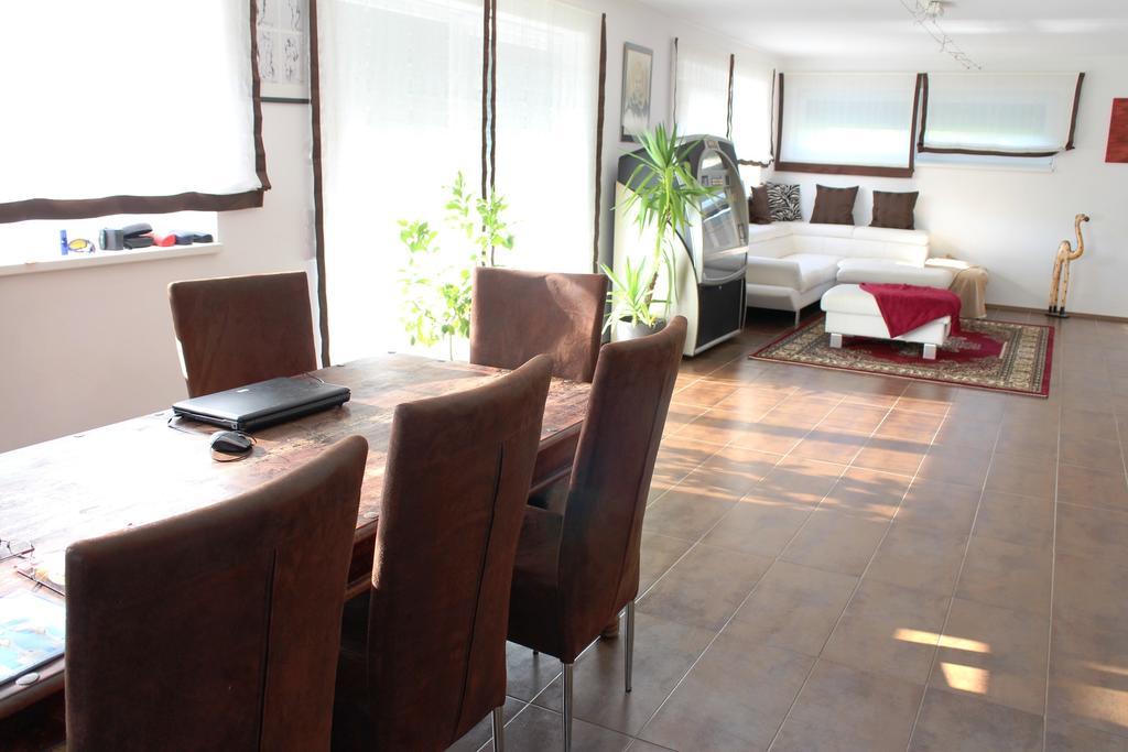 Villa Relax Am See Bodensdorf Room photo