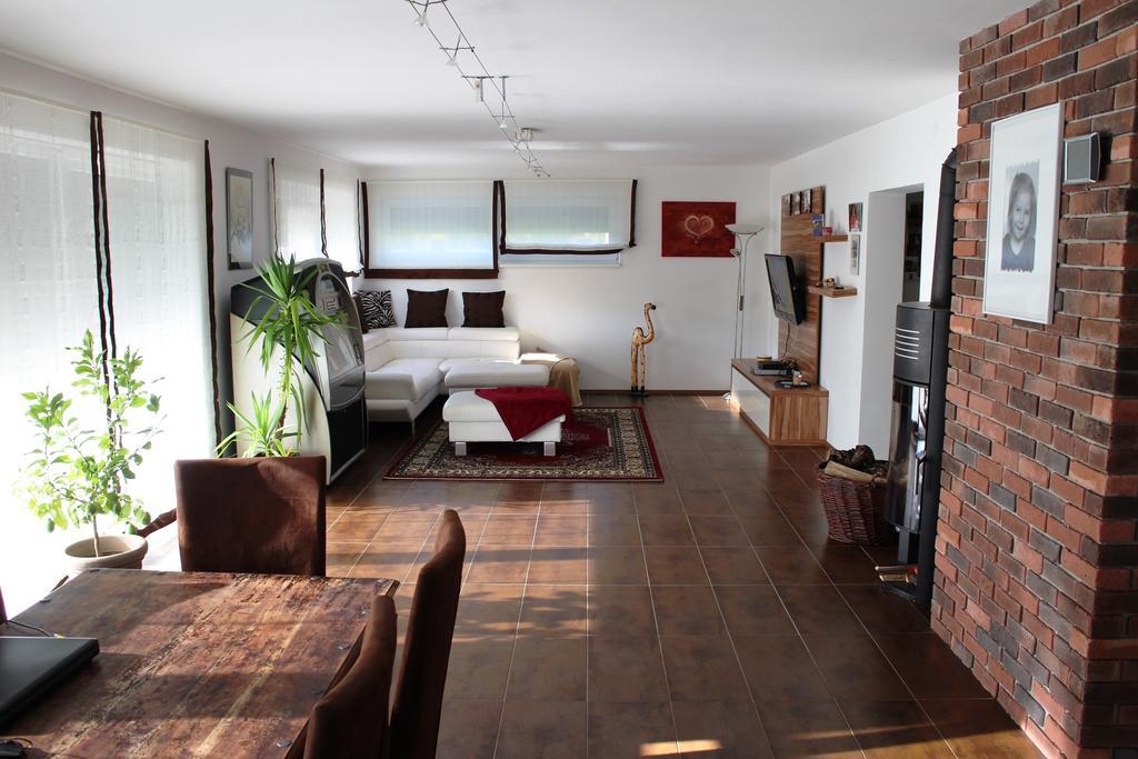 Villa Relax Am See Bodensdorf Room photo